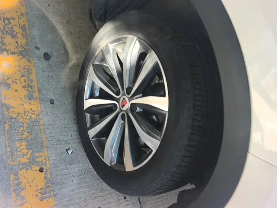 Roewe RX5 MAX — миниатюра 6