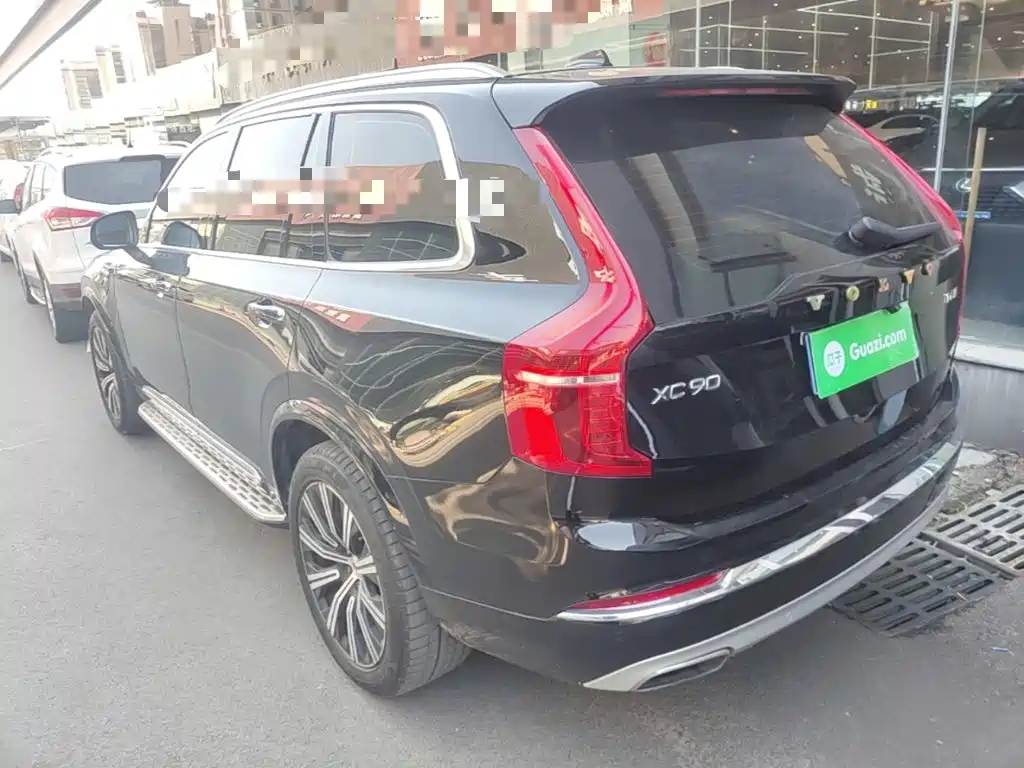 Volvo XC90 — миниатюра 5