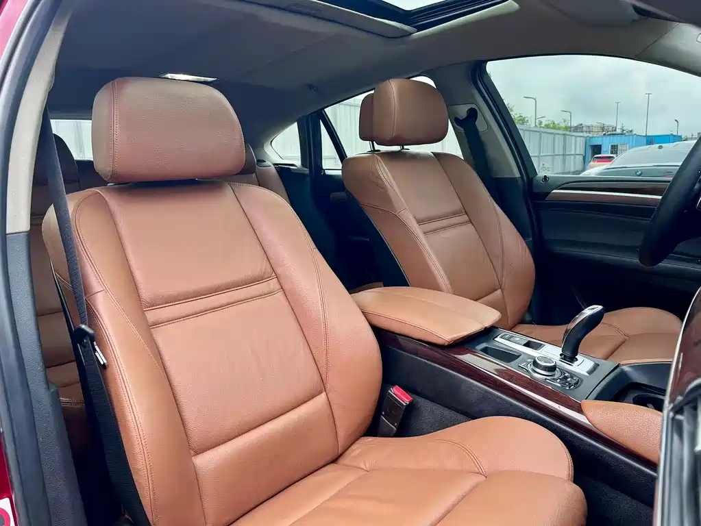 BMW X6 — миниатюра 17