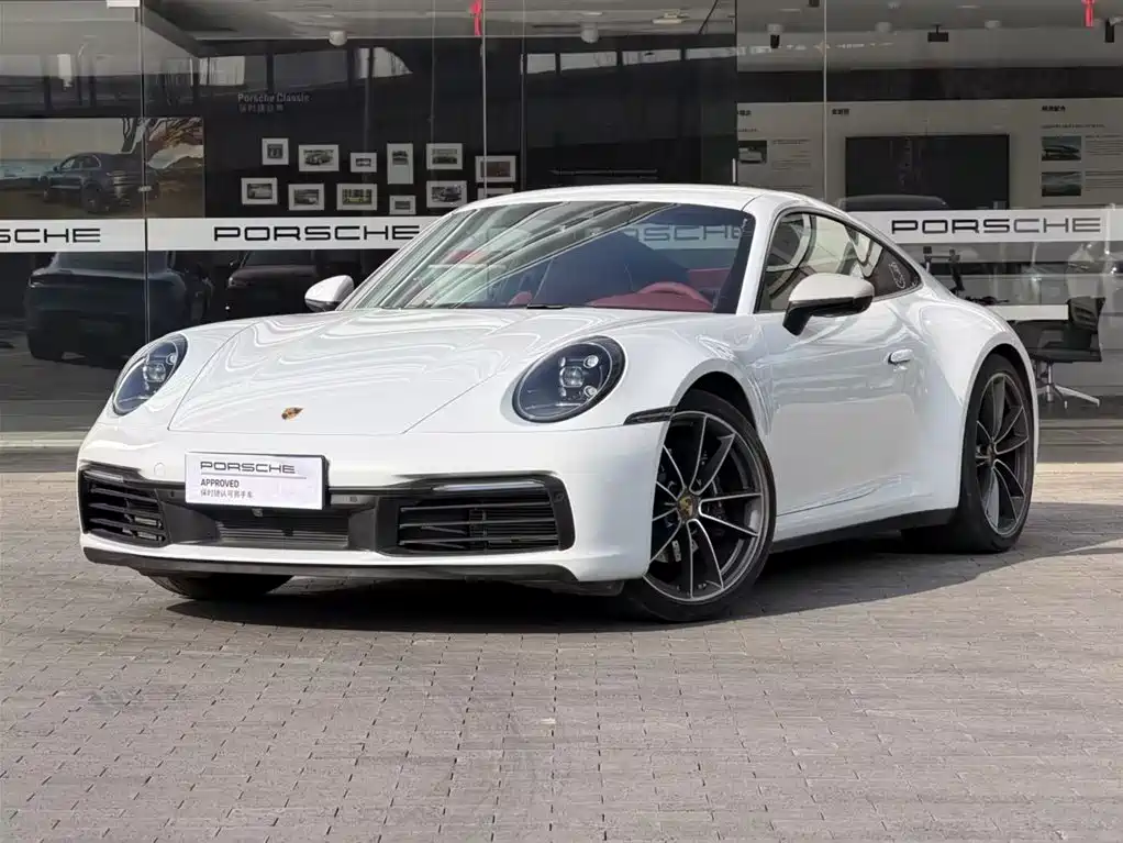 Porsche 911 2024