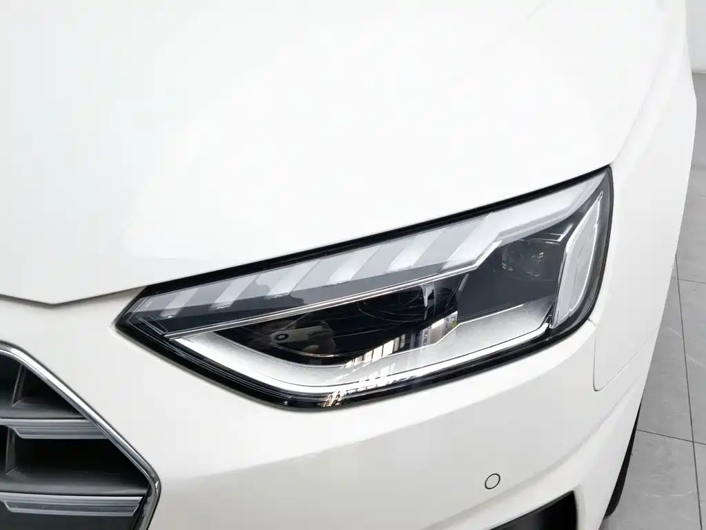 Audi A4L — миниатюра 7