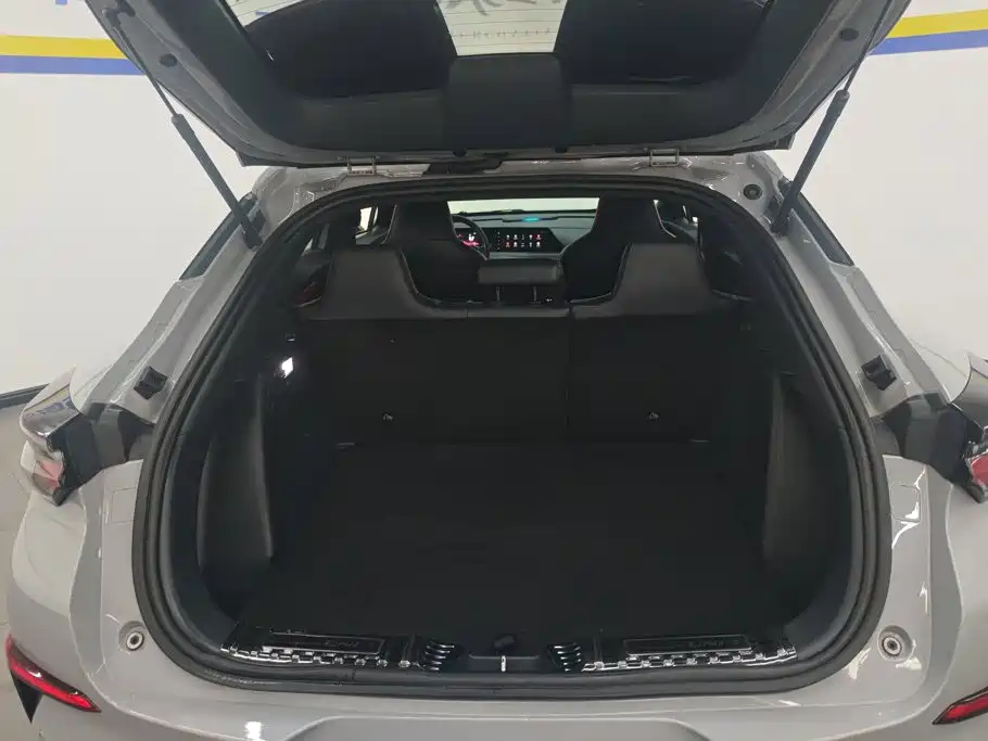 Changan UNI-T — миниатюра 4
