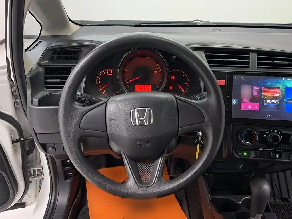 Honda Fit — миниатюра 6