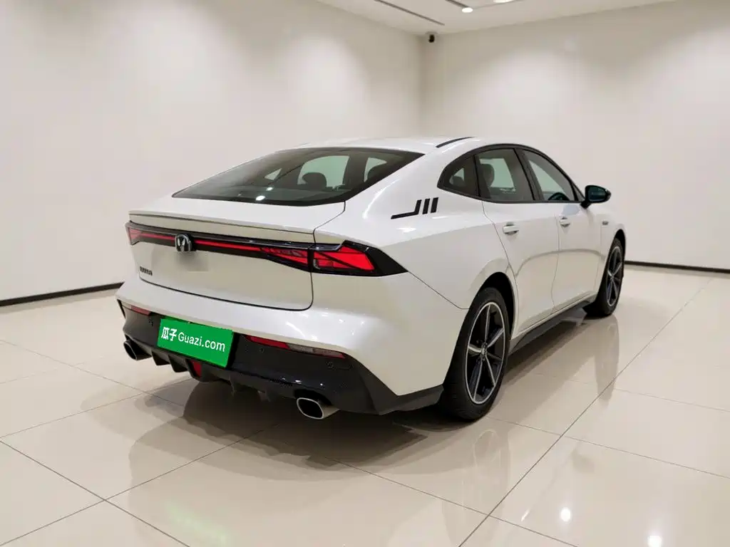 Changan UNI-V — миниатюра 4
