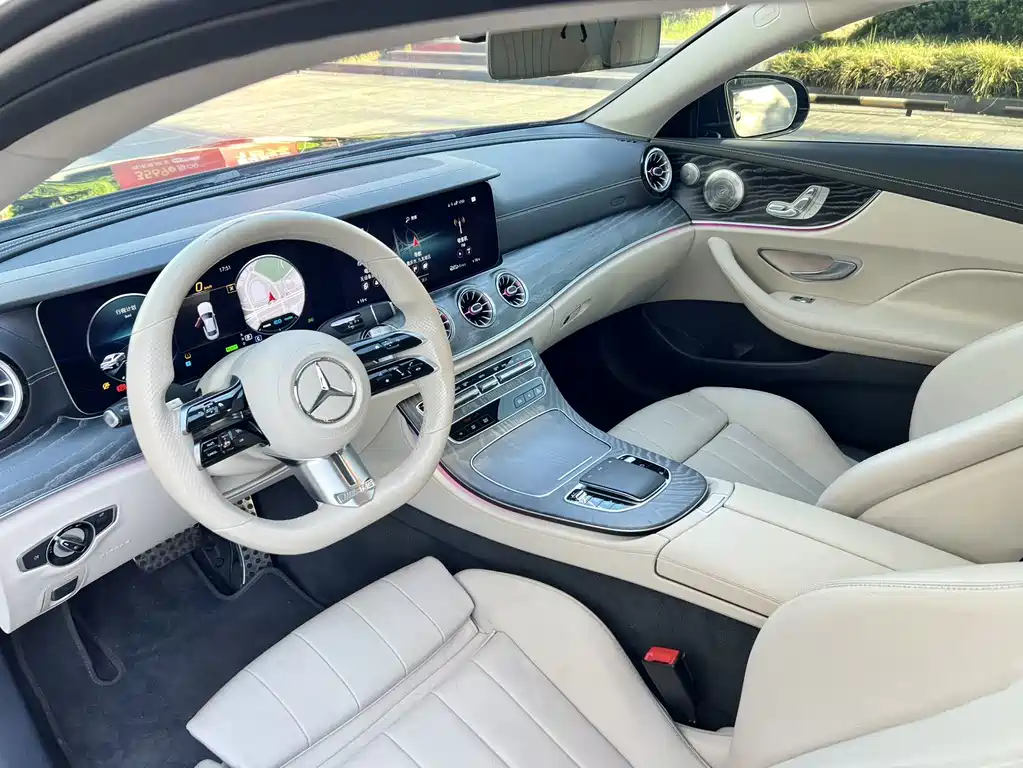 Mercedes-Benz E-Class (Import) — миниатюра 2