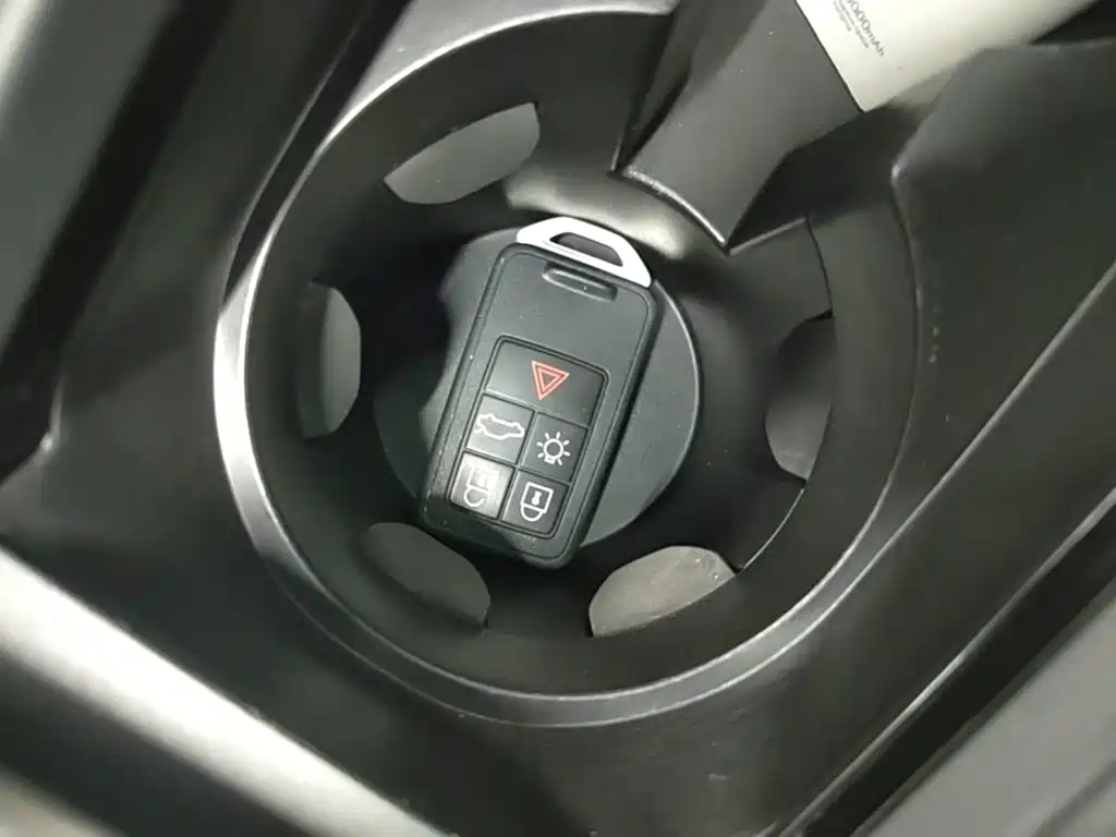 Volvo V40 — миниатюра 9