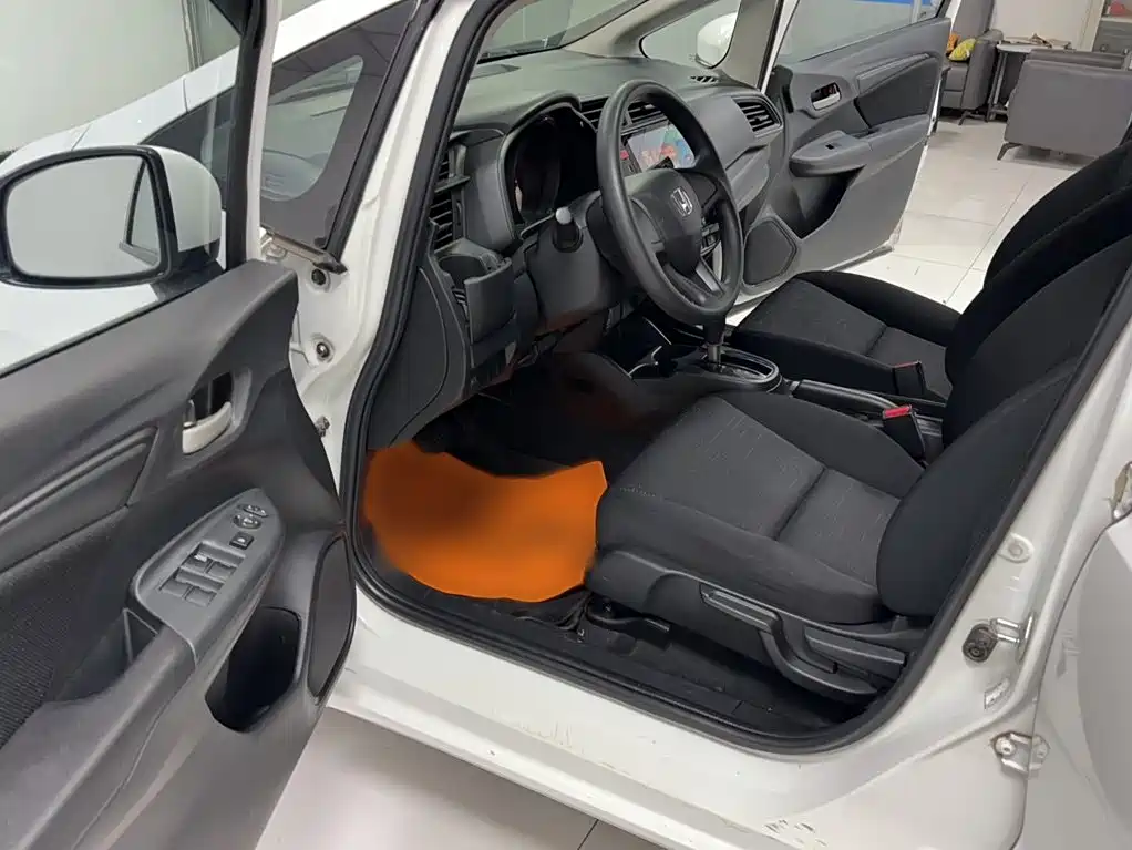 Honda Fit — миниатюра 18