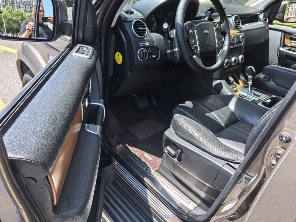Land Rover Discovery 2012 5.0 V8 HSE