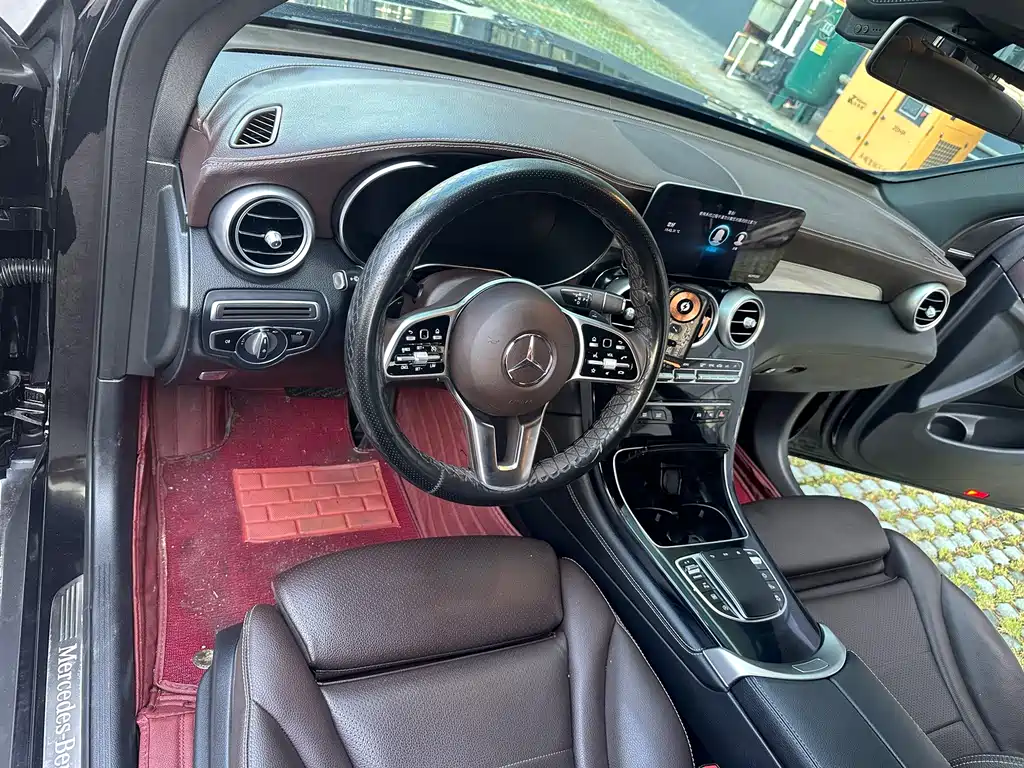 Mercedes-Benz GLC — миниатюра 10