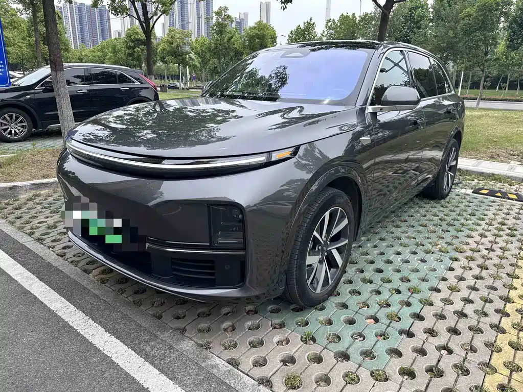 Li Auto Li L7 2023