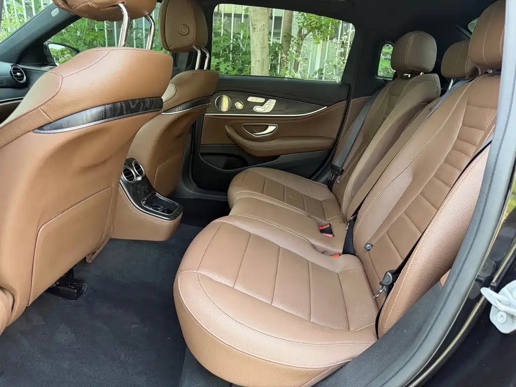 Mercedes-Benz E-Class E 2023 E 300 L Sport Luxury
