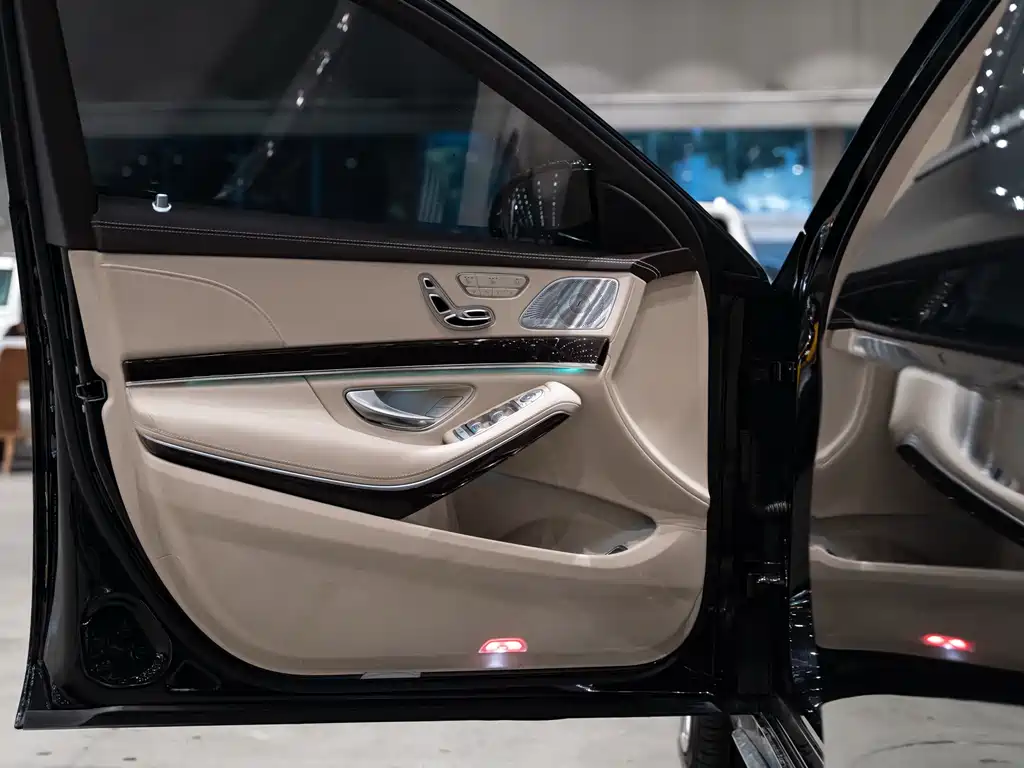 MERCEDES-BENZ S CLASS