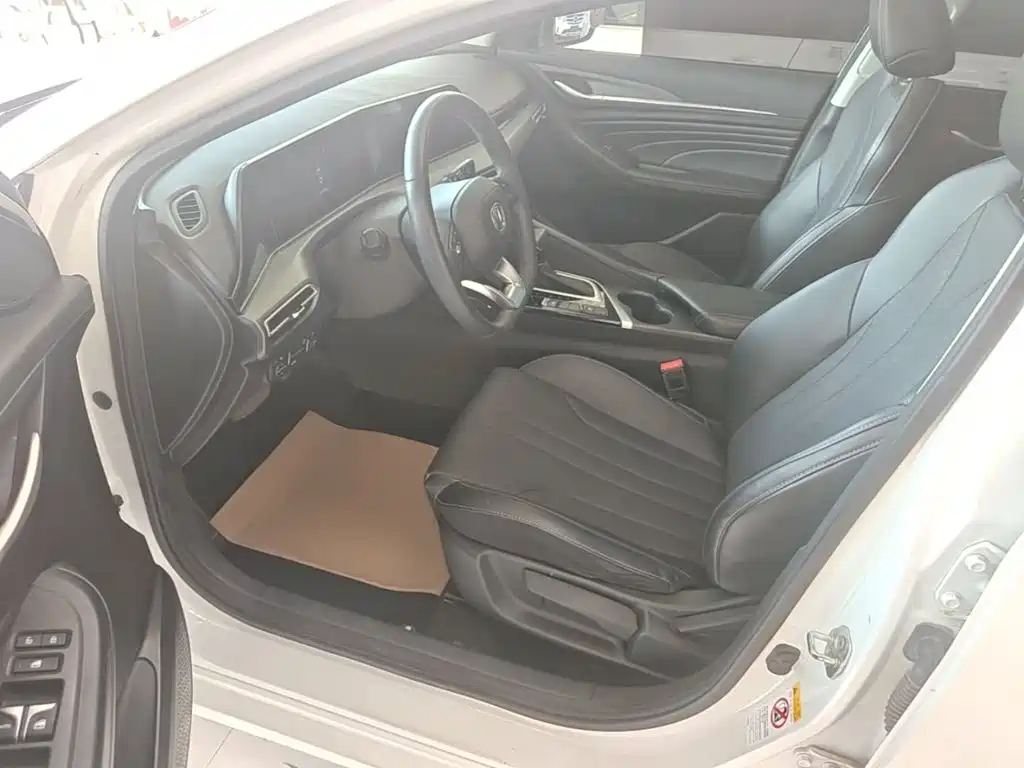 Changan Eado — миниатюра 16