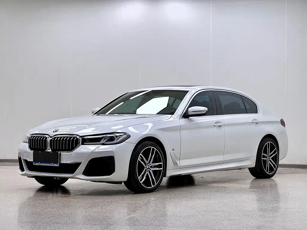 BMW  5 SERIES