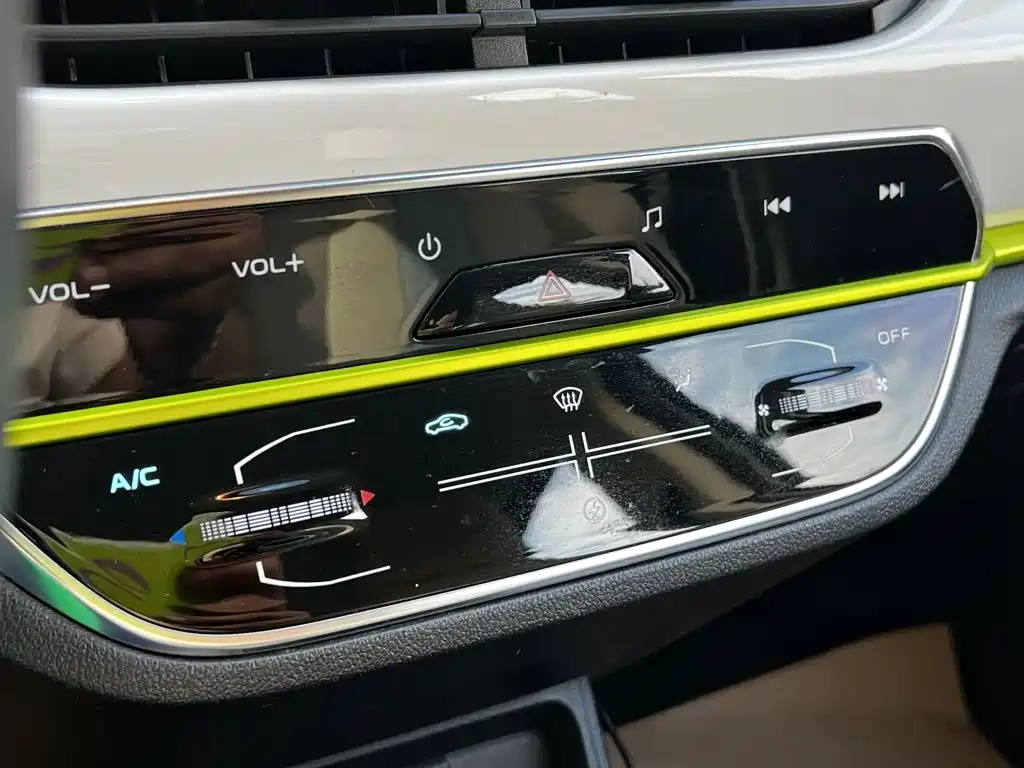 Changan Benben E-Star — миниатюра 7