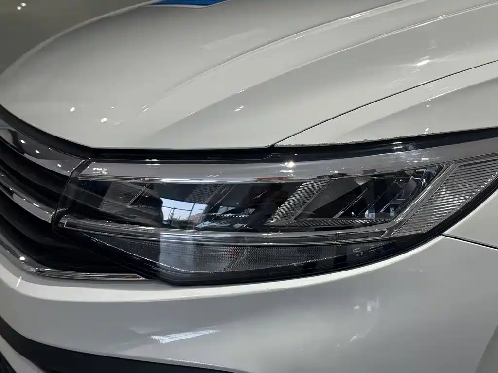 Volkswagen Bora — миниатюра 7