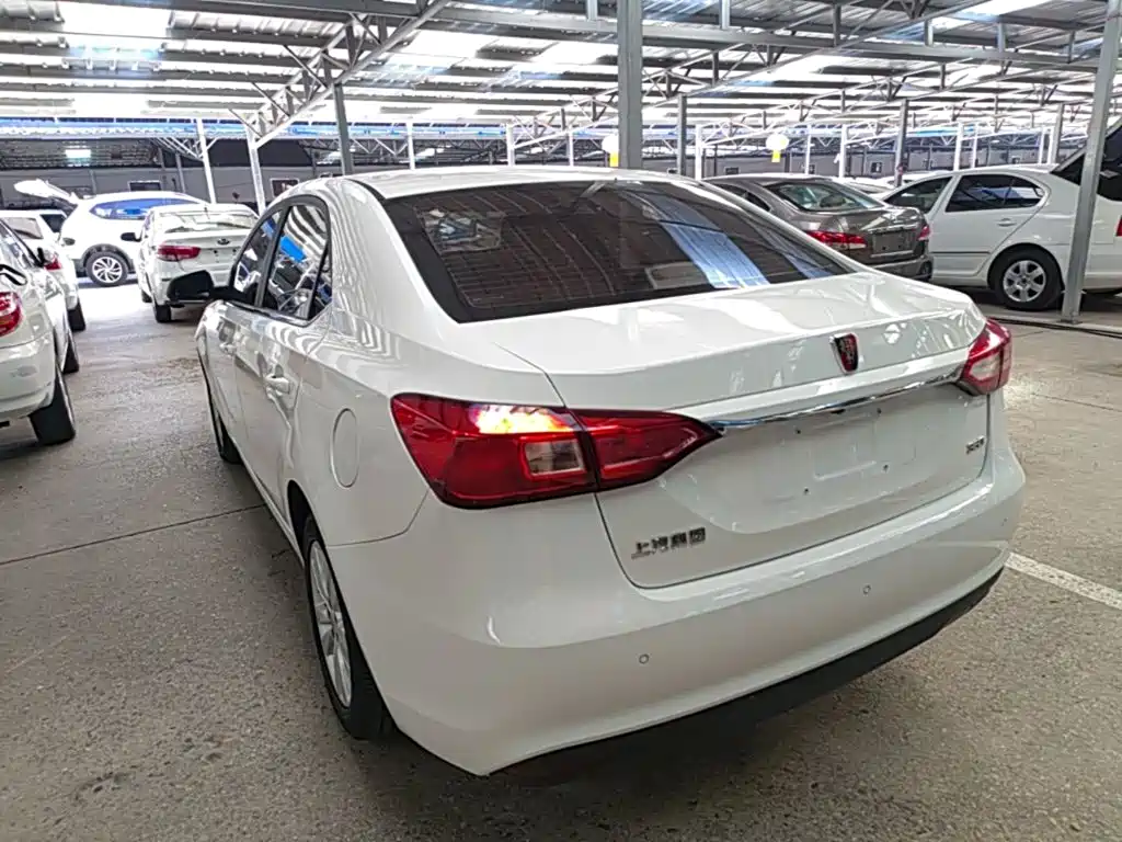 Roewe 360 — миниатюра 5