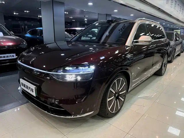 AITO ASK THE WORLD M9 2025