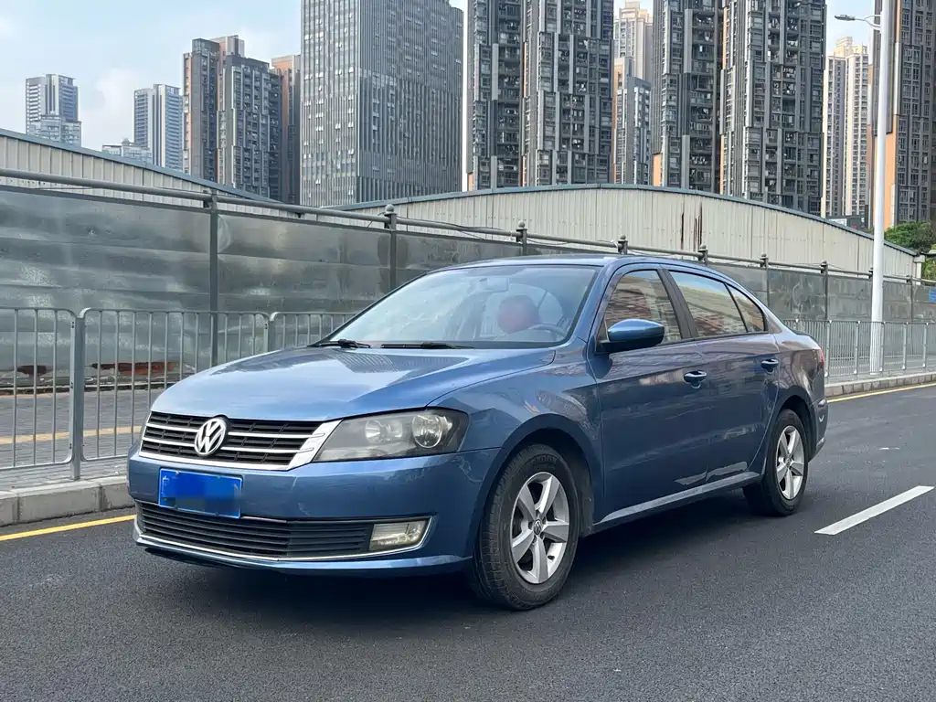 Volkswagen Lavida 2013