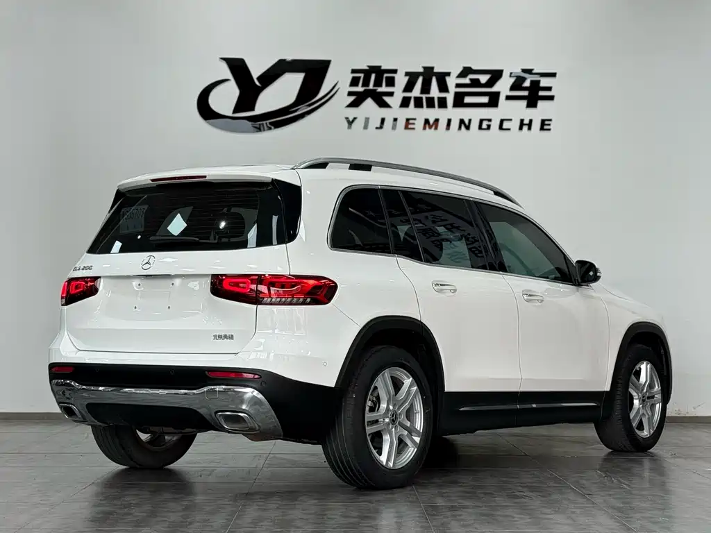 Mercedes-Benz GLB — миниатюра 7