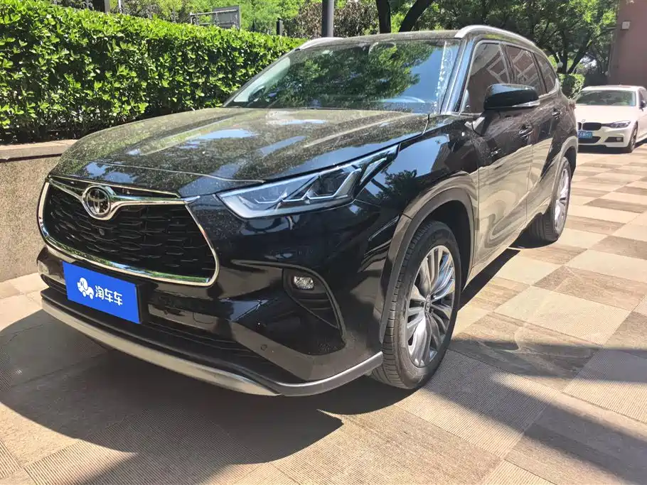 Toyota Highlander 2025