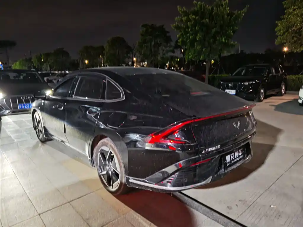 WULING AUTOMOBILE WULING STARLIGHT