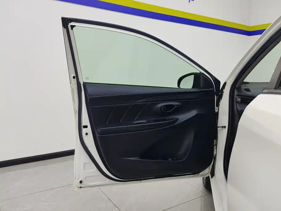 Toyota Vios FS — миниатюра 7
