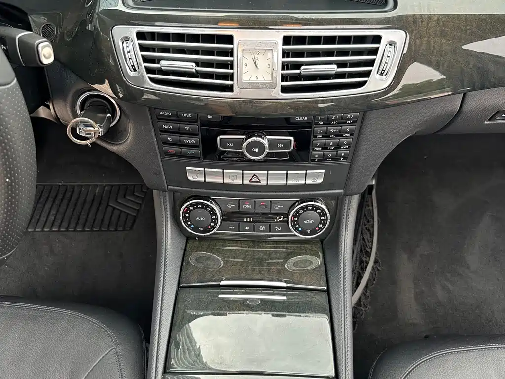 Mercedes-Benz CLS — миниатюра 13