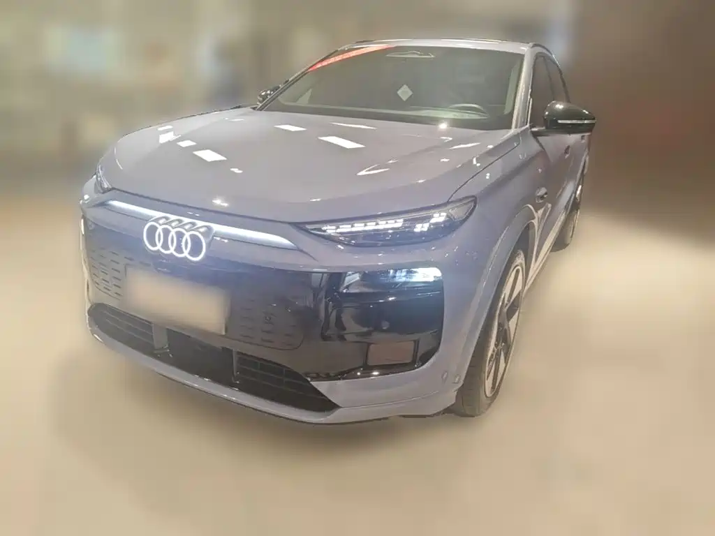 Audi Q6L E-tron