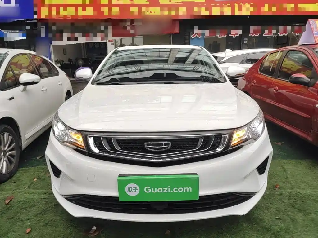 Geely Emgrand GL — миниатюра 3