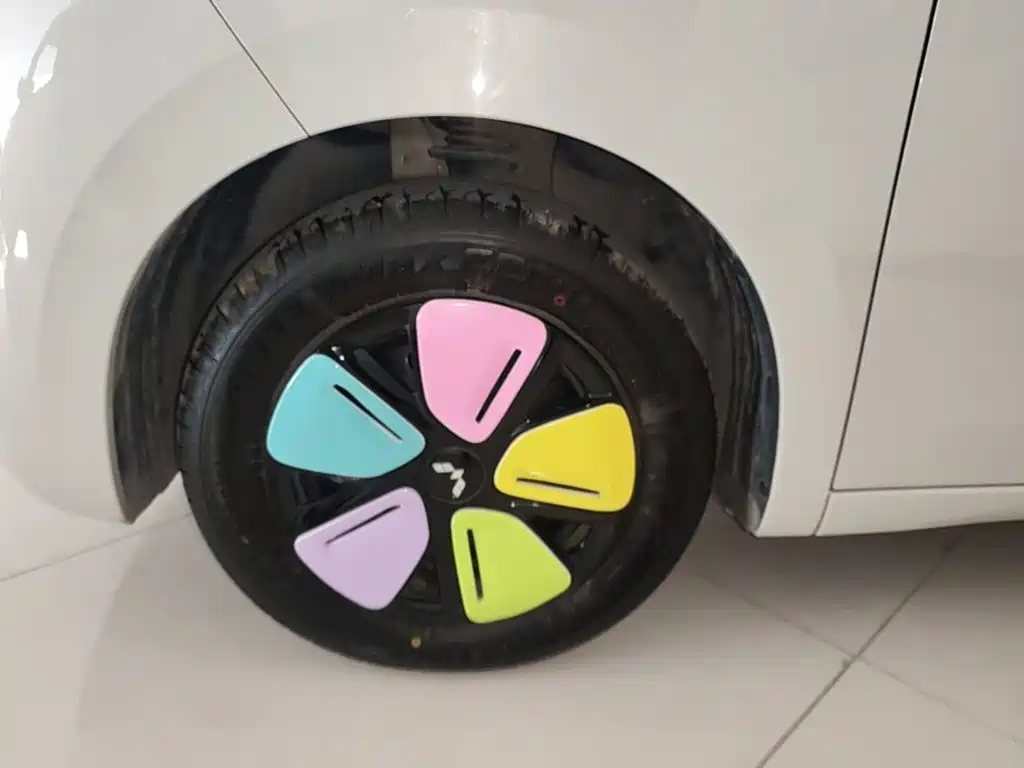 Wuling MINIEV — миниатюра 23