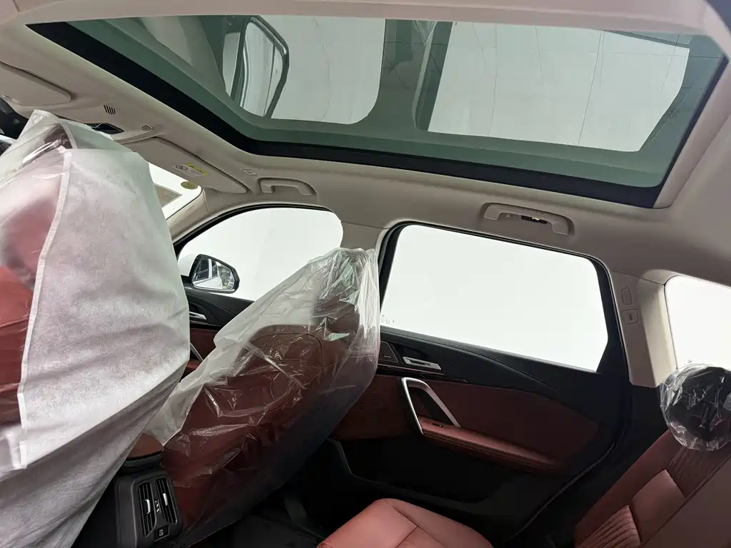 BMW X1 — миниатюра 11