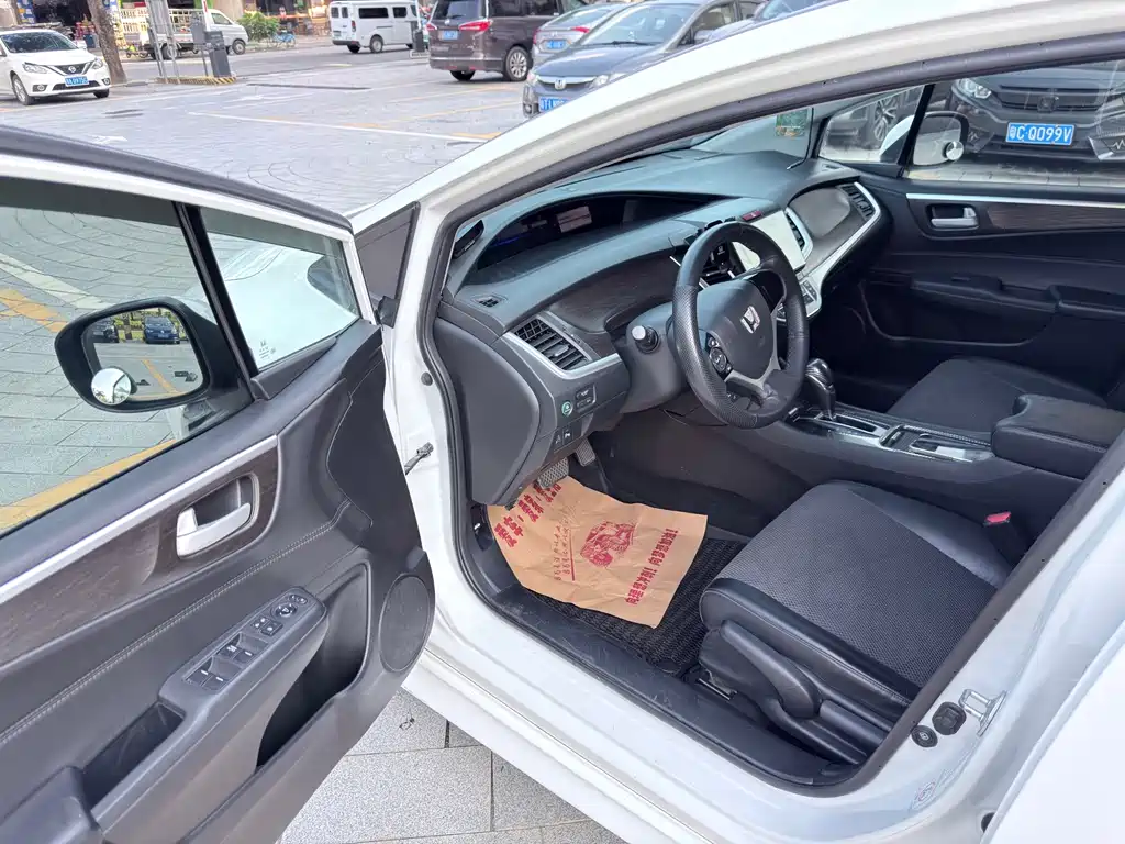 Honda Jade — миниатюра 4