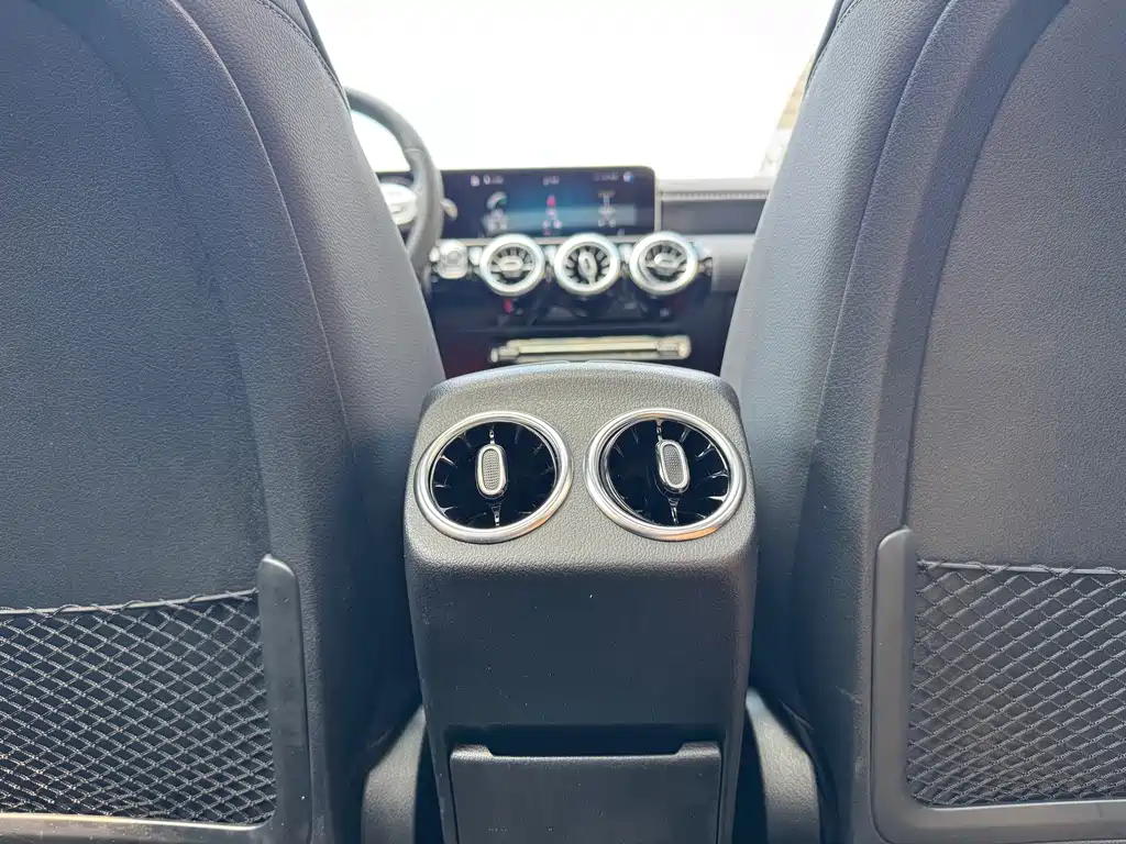 Mercedes-Benz A-Class — миниатюра 16