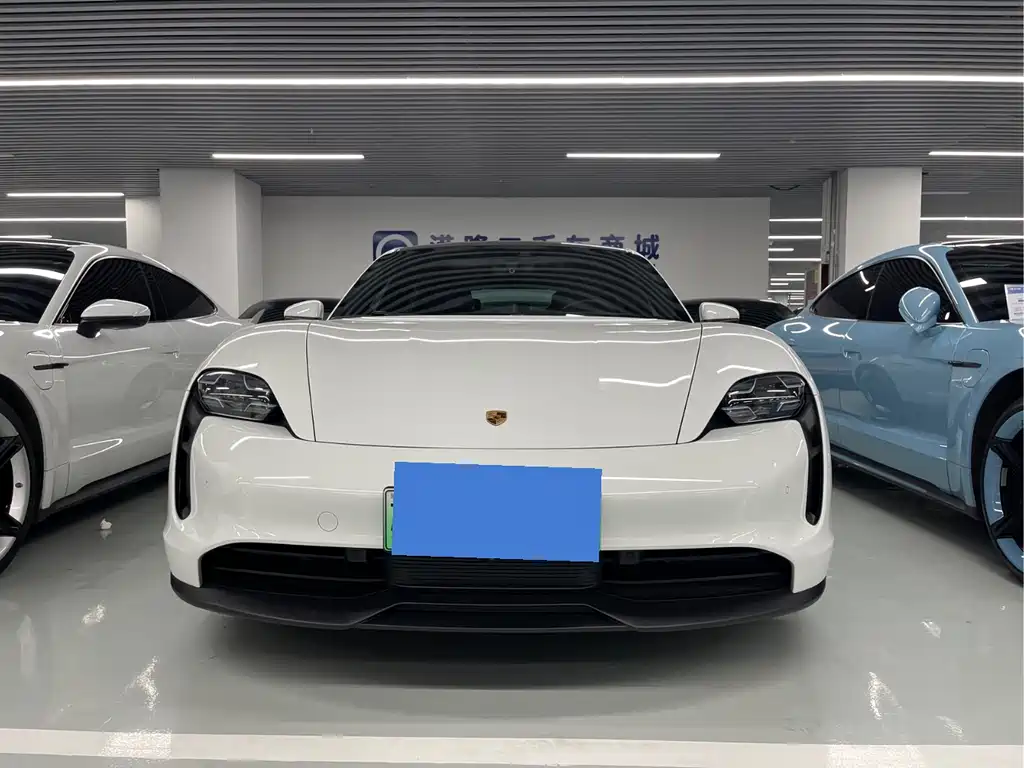 Porsche Taycan 2020 Taycan