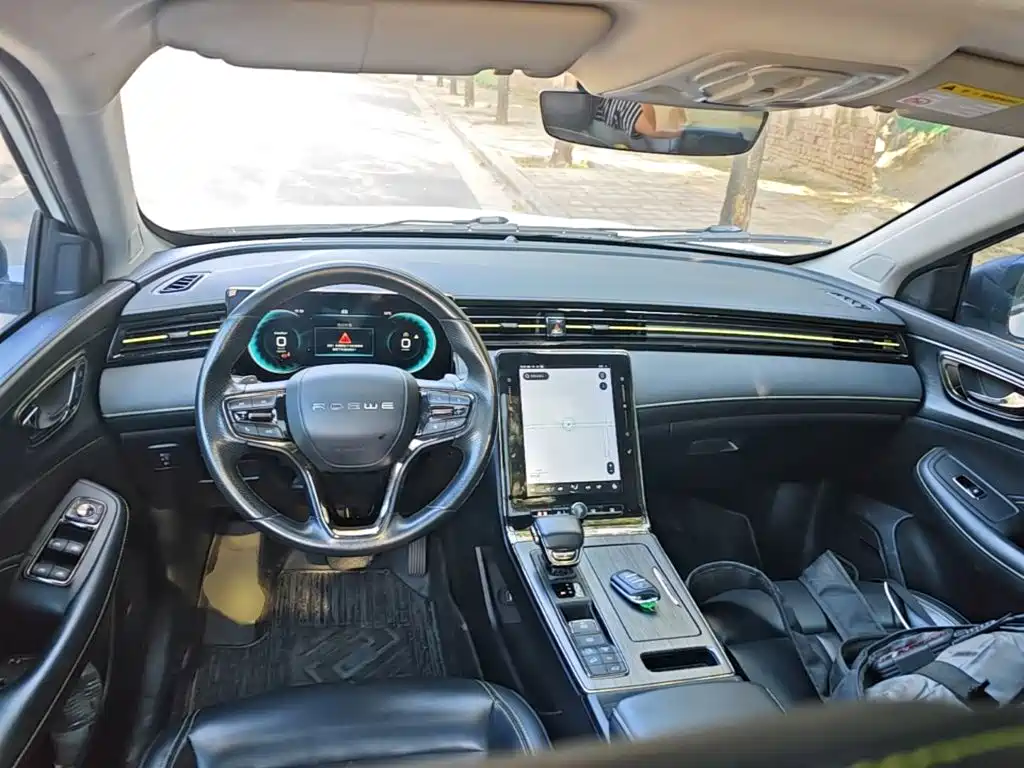 Roewe RX5 New Energy — миниатюра 10