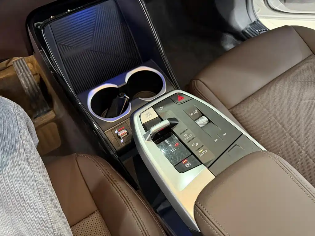 BMW X1 — миниатюра 15