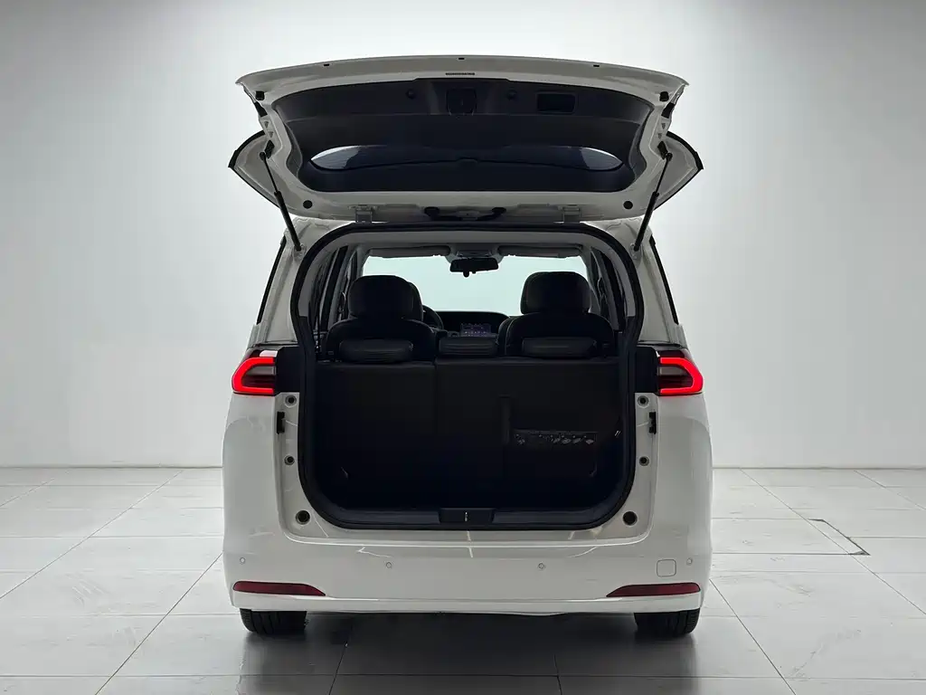 GAC Motor Trumpchi M6 — миниатюра 23