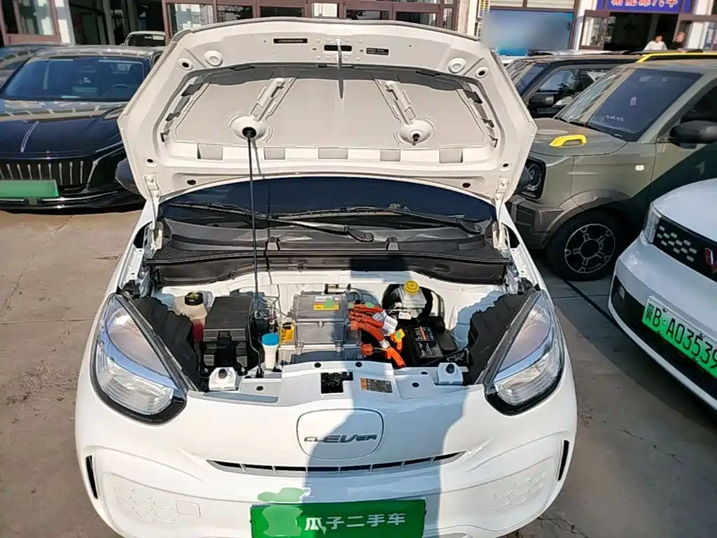Roewe Clever — миниатюра 20