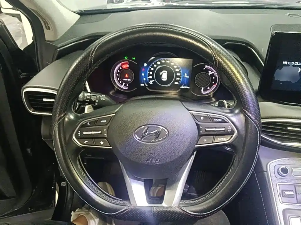 Hyundai Santa Fe — миниатюра 11