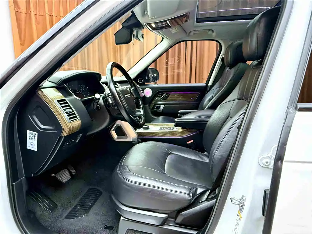 Land Rover Range Rover 2018 3.0 SC V6 Vogue Long Wheelbase
