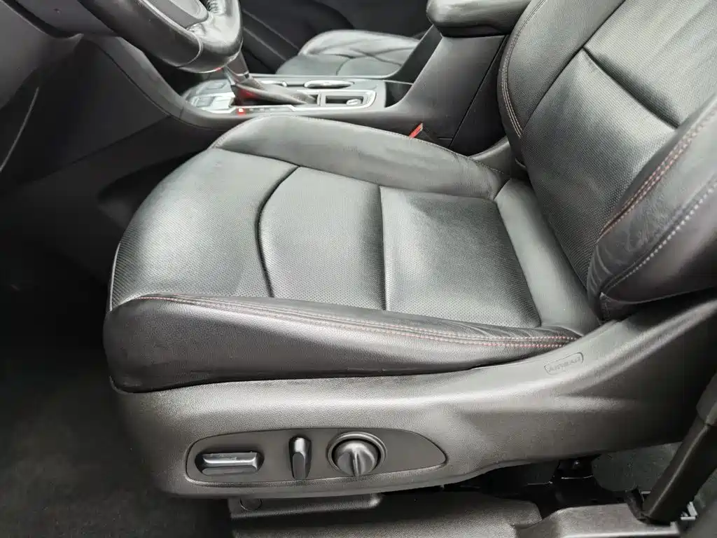 Chevrolet Equinox — миниатюра 20