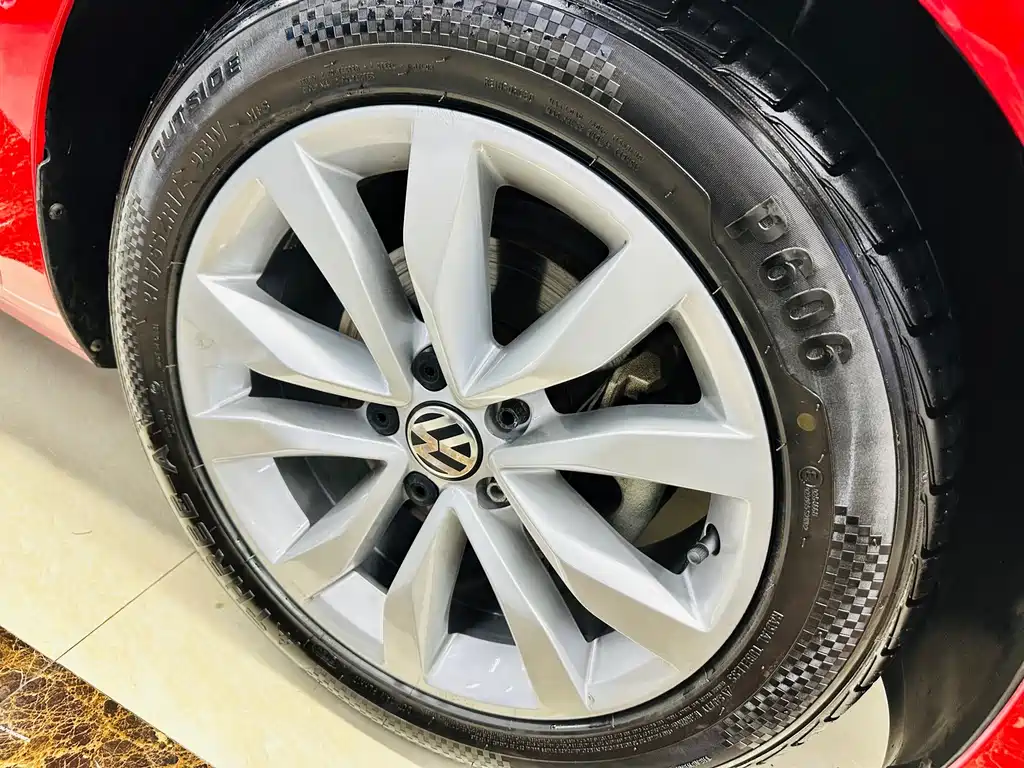 Volkswagen Beetle — миниатюра 10