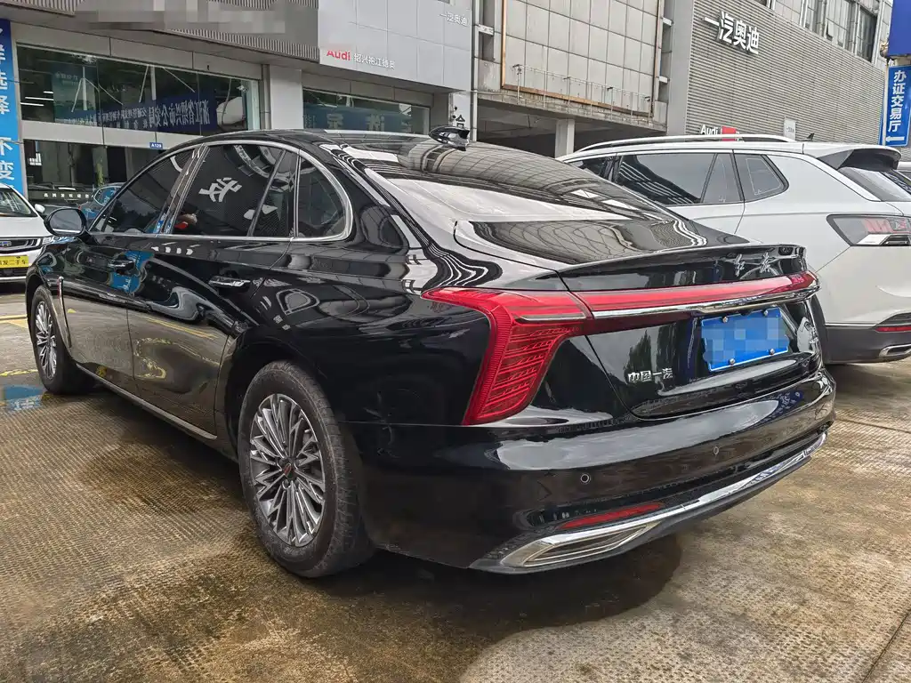 Hongqi H5 2024 2.0T AT