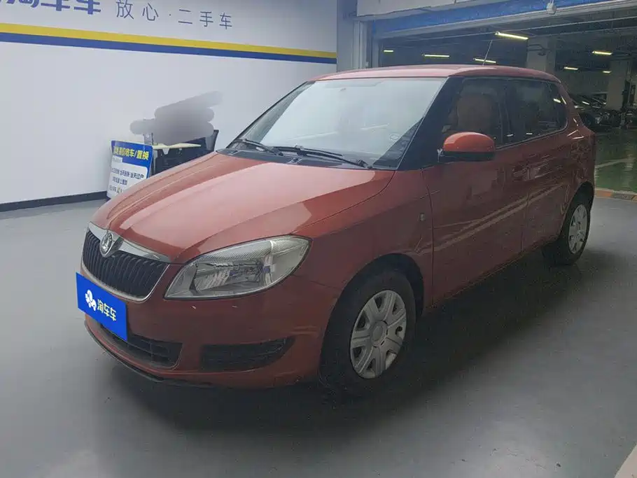 Skoda Fabia 2012 1.4L MT