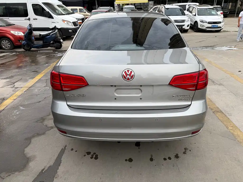 Volkswagen Sagitar — миниатюра 9