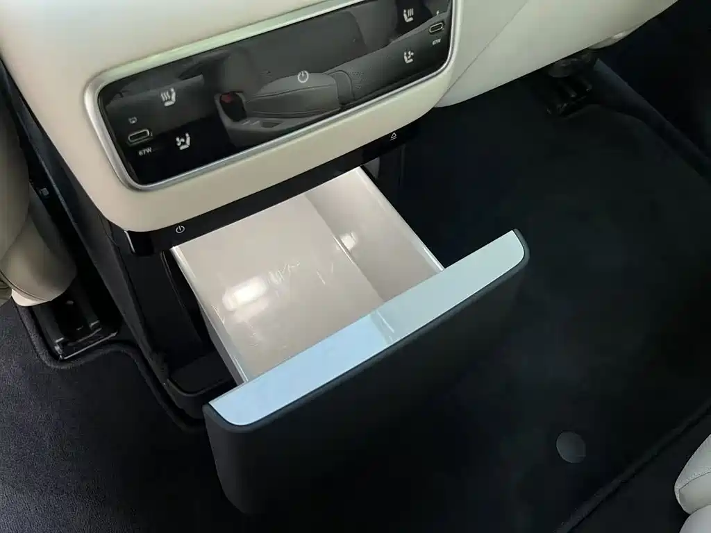 Li Auto Li L9 — миниатюра 10