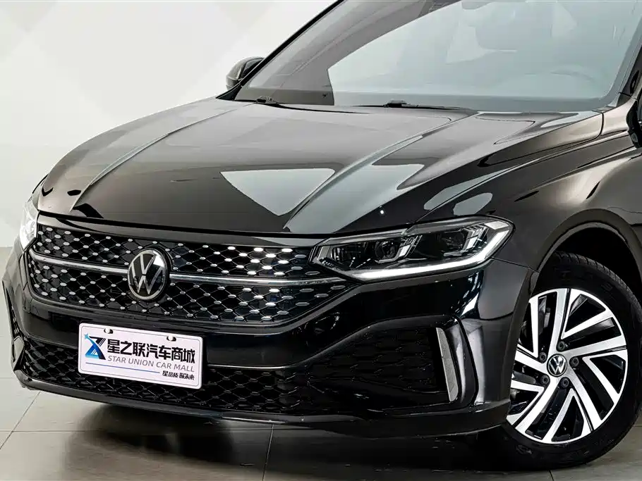 Volkswagen Lavida — миниатюра 2