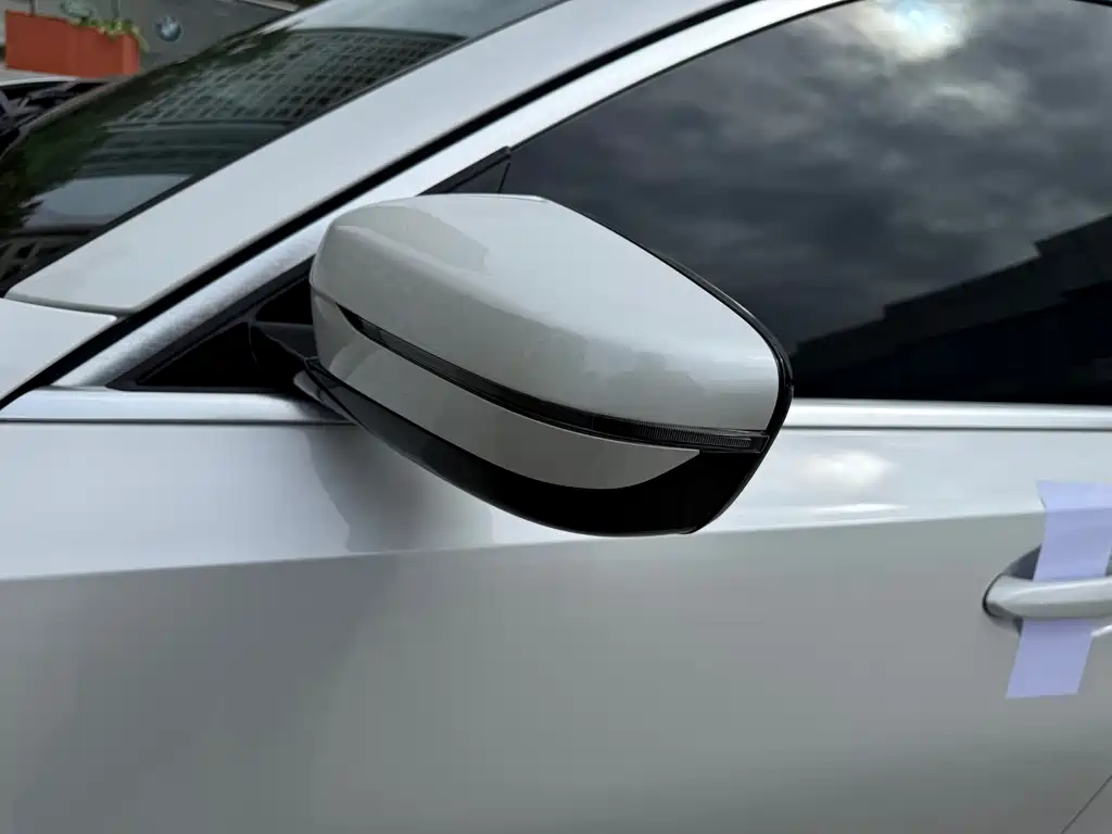 BMW 3 Series — миниатюра 15