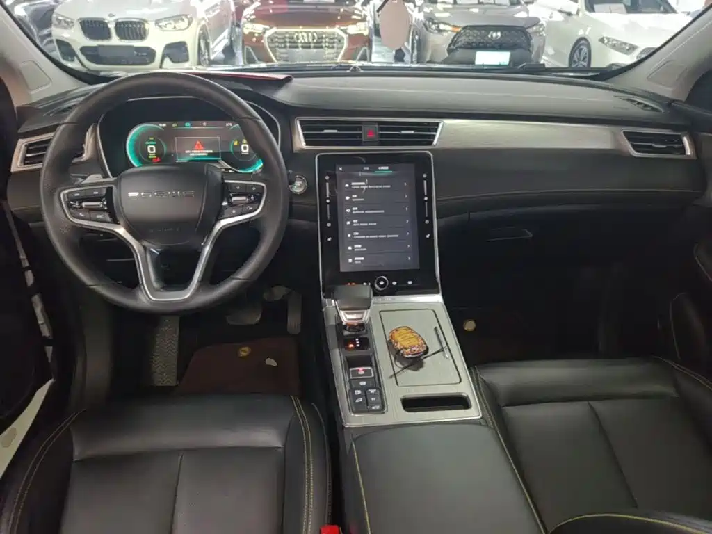 Roewe RX5 eMAX — миниатюра 10